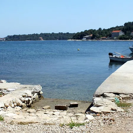 Family Friendly House With A Swimming Pool Verunic, Dugi Otok - 27814
