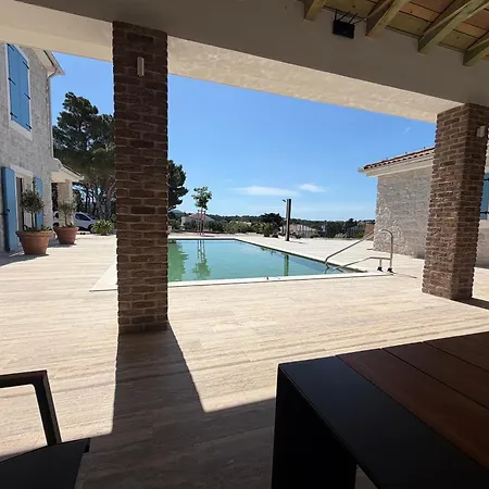Family Friendly House With A Swimming Pool Verunic, Dugi Otok - 27814 * Veli Rat